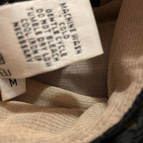 Max Studio black lace top - Picture 3 of 8